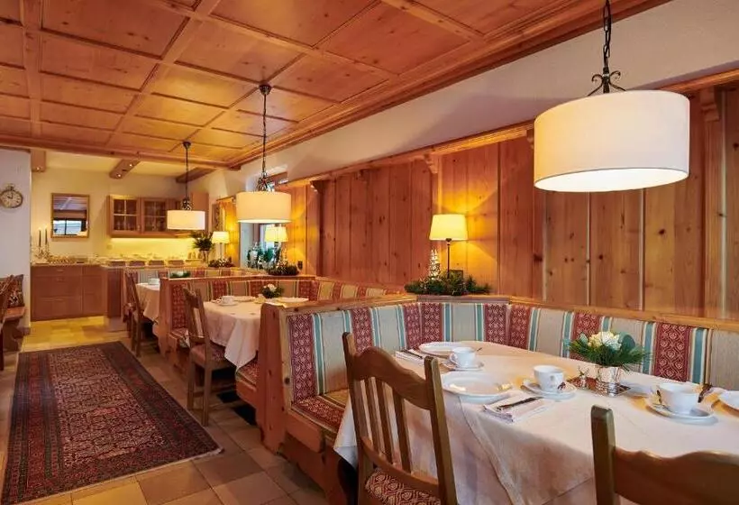 ベッドアンドブレックファースト Garni Schneider