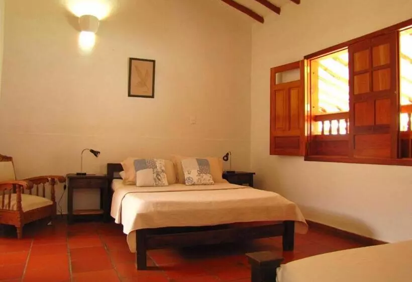 ベッドアンドブレックファースト La Casa De Hercilia Boutique