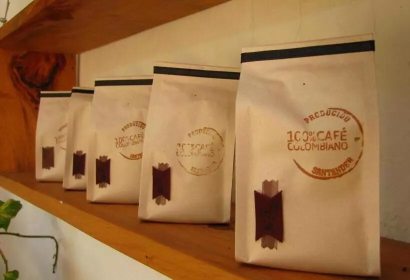 ベッドアンドブレックファースト La Casa De Hercilia Boutique