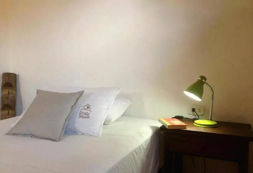 ベッドアンドブレックファースト La Casa De Hercilia Boutique