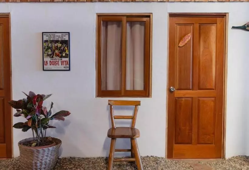 Aamiaismajoitus (B&B) La Dolce Vita   On The Beach   Samara