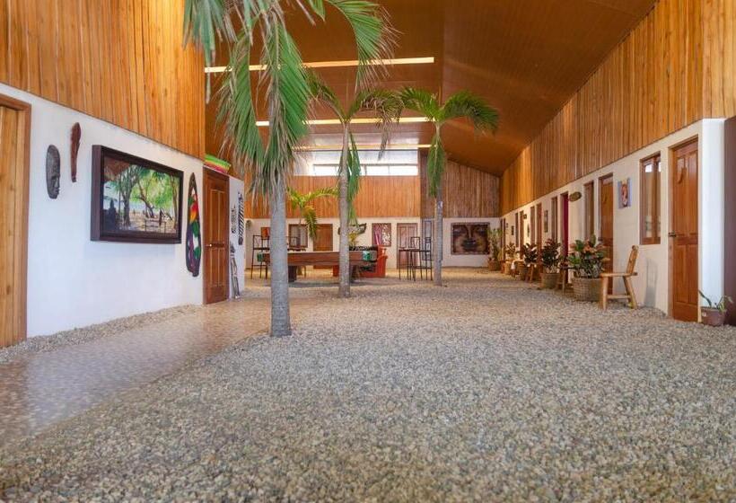 تختخواب و صبحانه La Dolce Vita On The Beach Samara