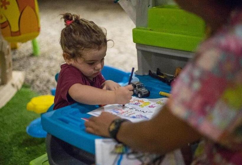 تختخواب و صبحانه La Dolce Vita On The Beach Samara