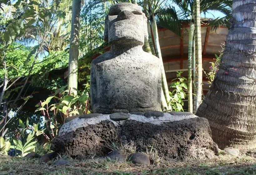 Hare Henua Bed & Breakfast