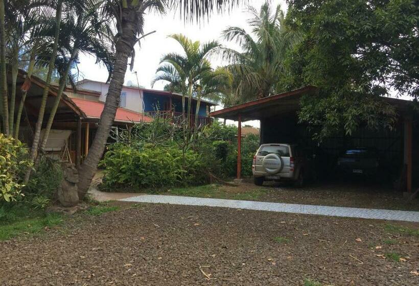 Hare Henua Bed & Breakfast