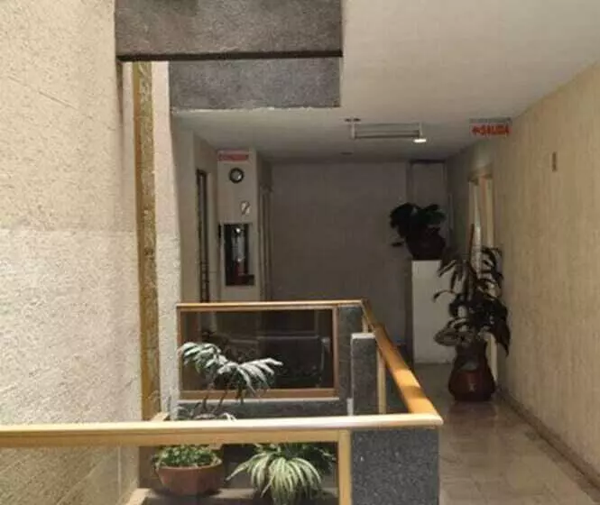 Hotelli Flamingo Kristal