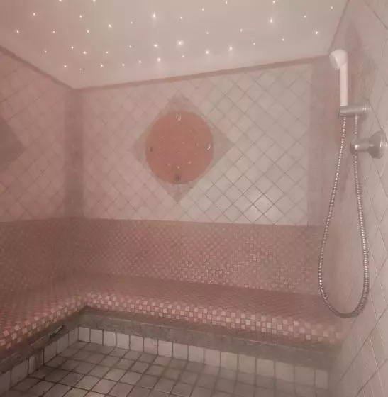 Hotelli Gasthof Sonne Ohg