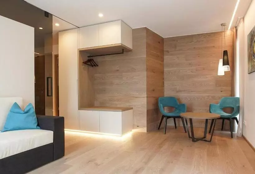 Hotelli Gasthof Sonne Ohg