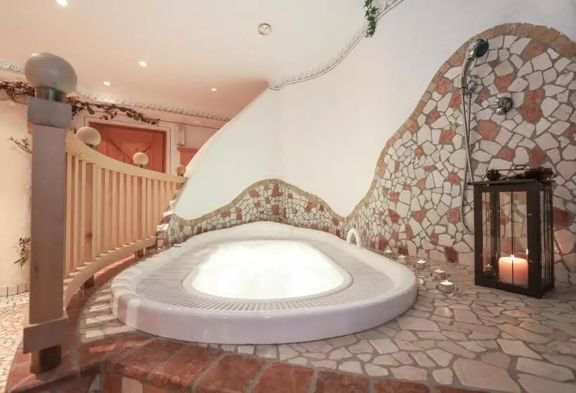 Hotelli Gasthof Sonne Ohg