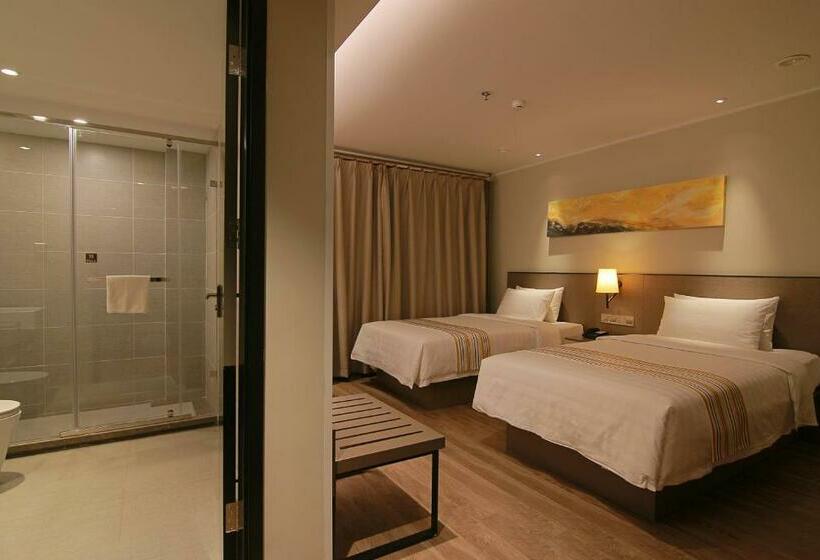 酒店 Home Inn Plus Lanzhou Zhangye Road Pedestrain Street