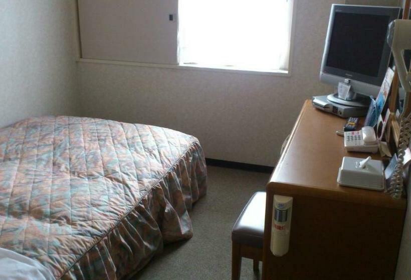 בית מלון כפרי New Budget Sapporo