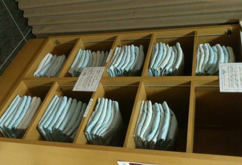 בית מלון כפרי New Budget Sapporo