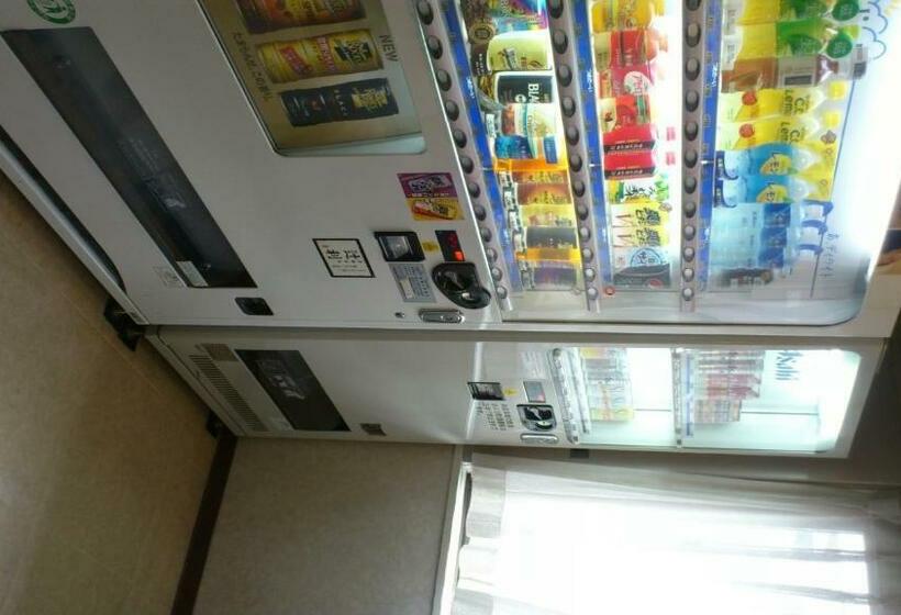 בית מלון כפרי New Budget Sapporo