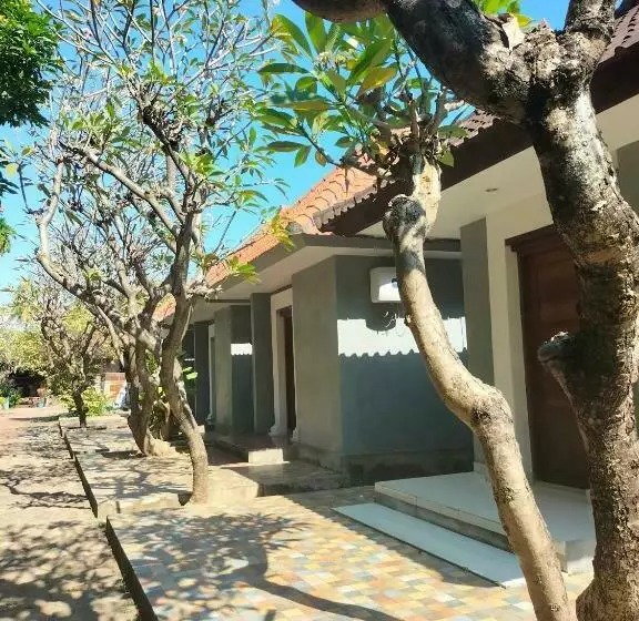 リゾートホテル Seaside Lovina