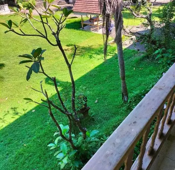 リゾートホテル Seaside Lovina