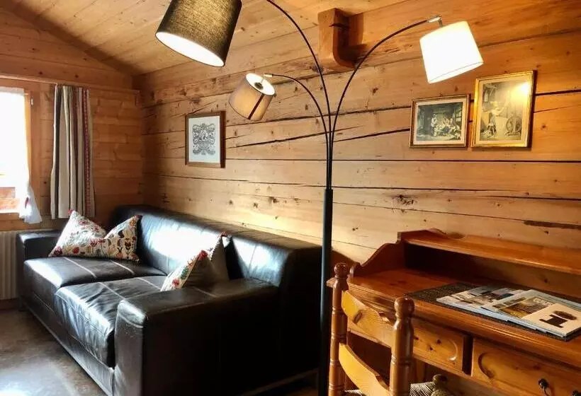 ホテル Châlet Du Lac