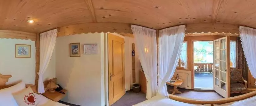 ホテル Châlet Du Lac