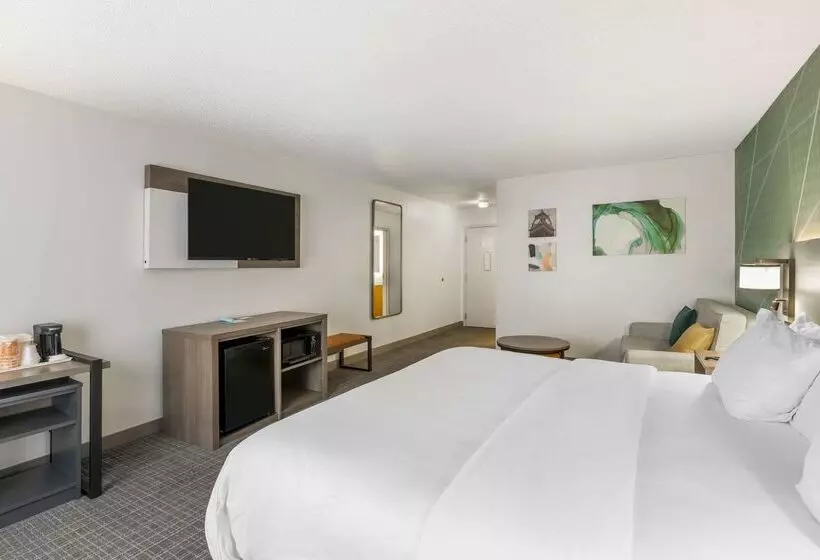 ホテル Comfort Inn & Suites Louisville Airport Fair & Expo