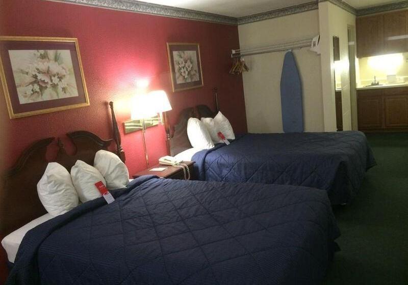 Отель Econo Lodge Airport