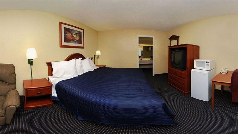 Отель Econo Lodge Kingsville