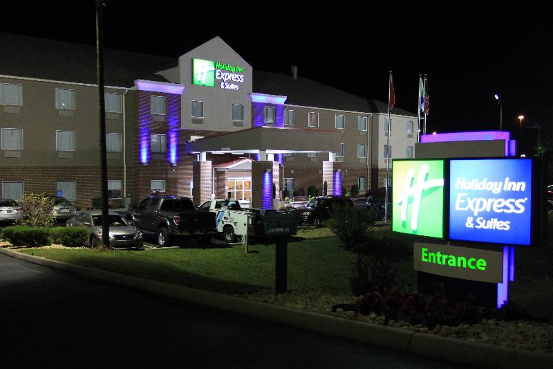 Отель Holiday Inn Express & Suites Sweetwater, An Ihg
