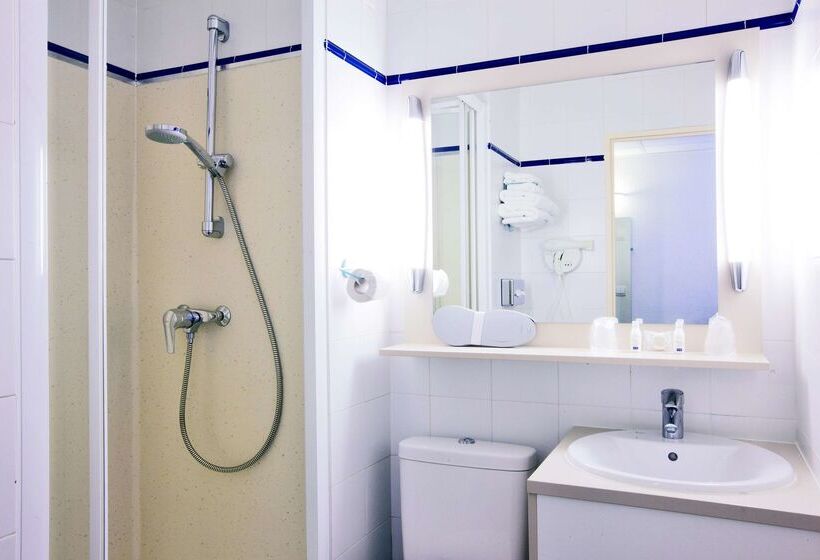 هتل Kyriad Marseille Est   Aubagne Gémenos