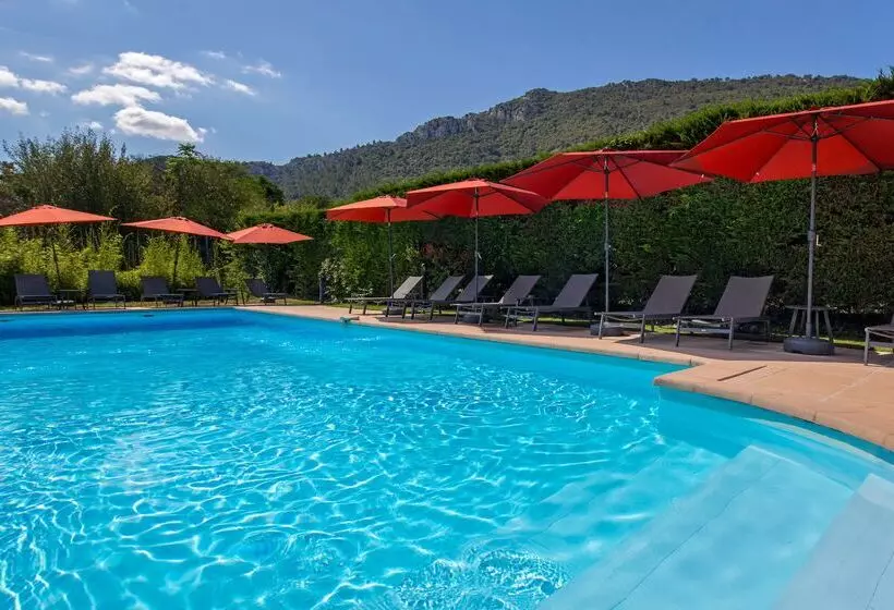 Отель Kyriad Marseille Est   Aubagne Gémenos