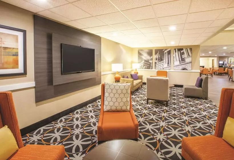 هتل La Quinta By Wyndham Mechanicsburg   Harrisburg