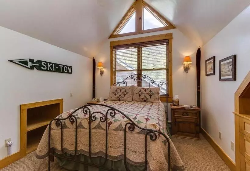 ホテル Minturn Inn