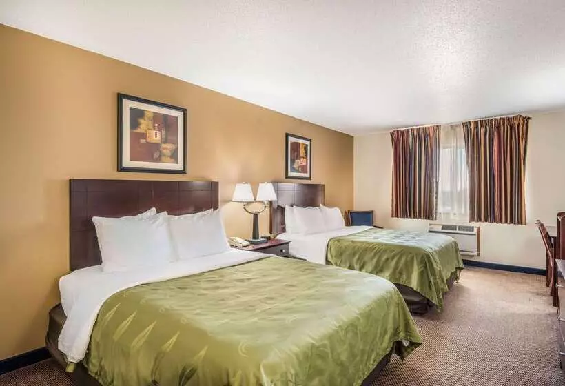 ホテル Quality Inn & Suites Eldridge Davenport North