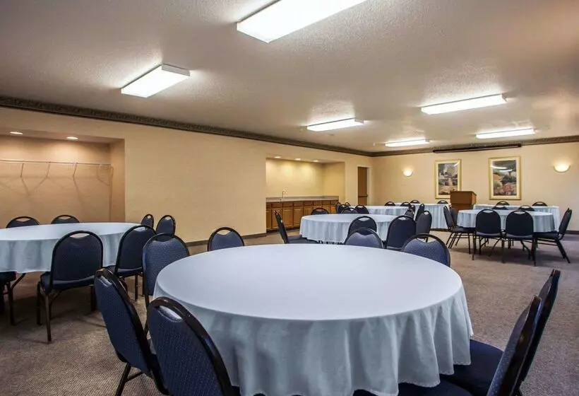 ホテル Quality Inn & Suites Eldridge Davenport North