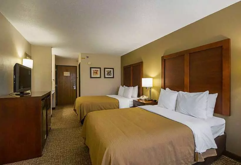 فندق Quality Inn Waverly
