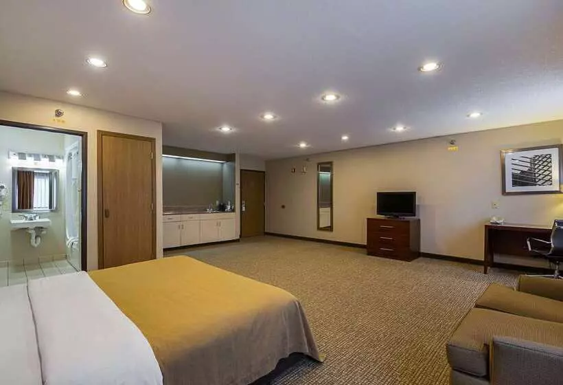 فندق Quality Inn Waverly