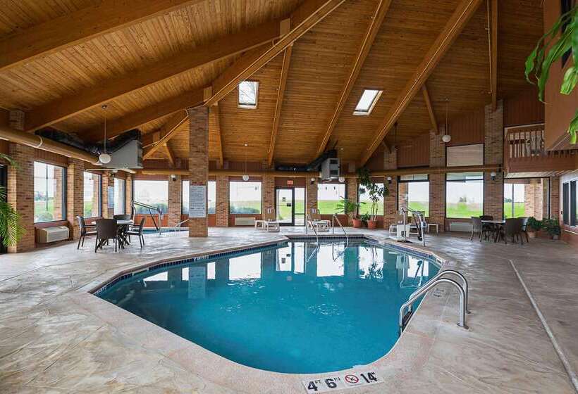 בית מלון כפרי Quality Inn Waverly