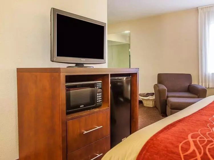 فندق Quality Inn Waverly