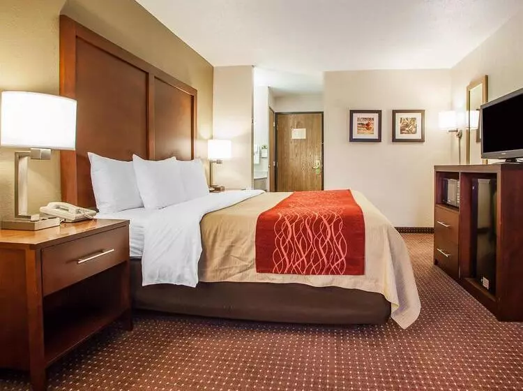 فندق Quality Inn Waverly