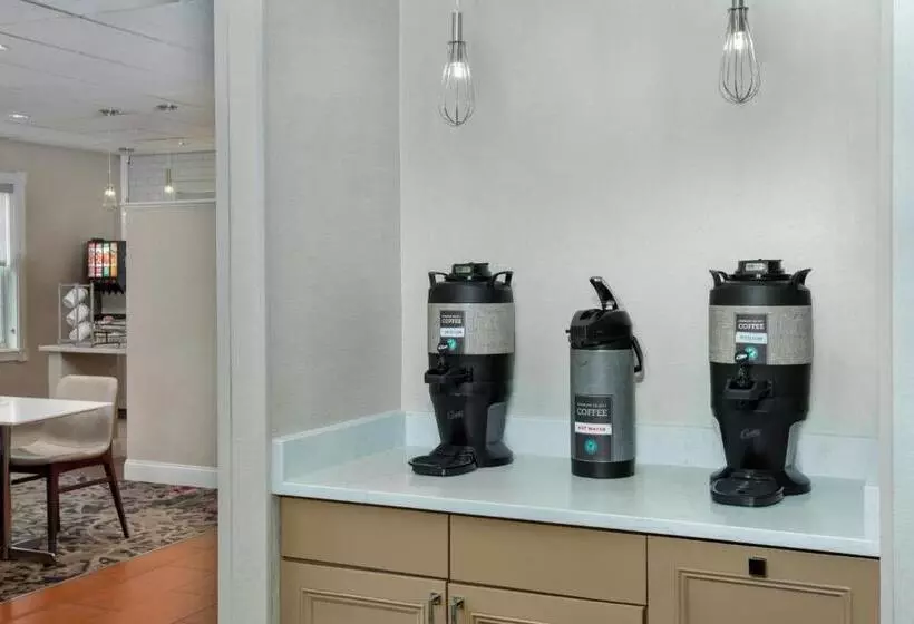 Отель Residence Inn By Marriott Boston Brockton/easton