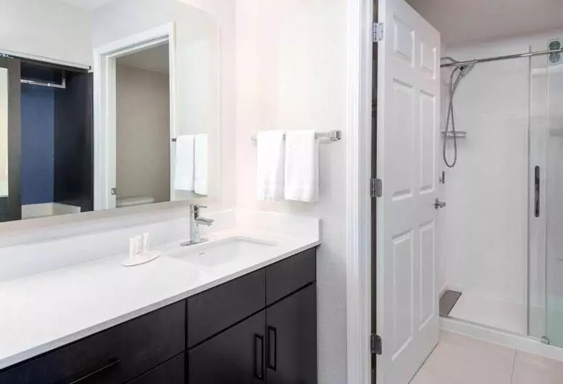 Отель Residence Inn By Marriott Boston Brockton/easton