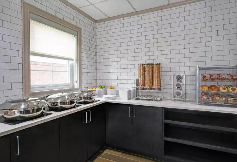 Отель Residence Inn Louisville Airport