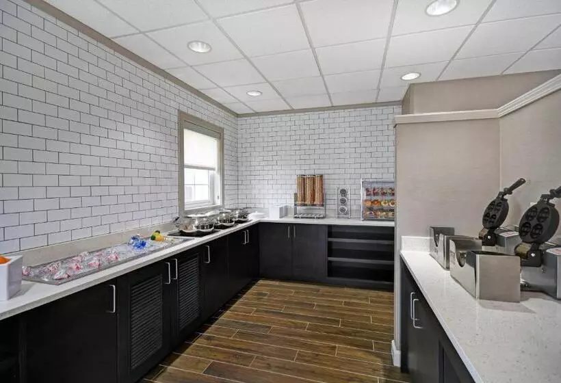 Отель Residence Inn Louisville Airport