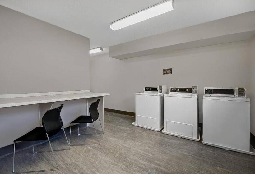 בית מלון כפרי Residence Inn Louisville Airport