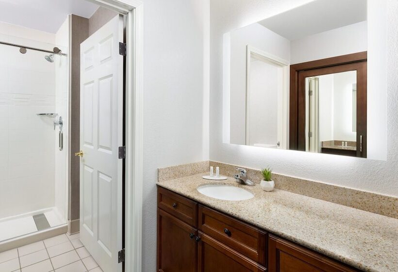 Отель Residence Inn Potomac Mills Woodbridge