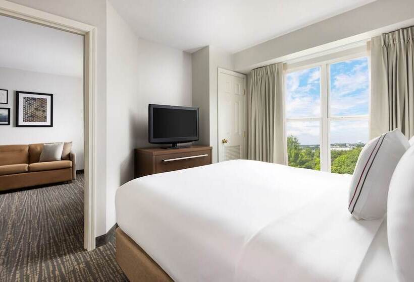 Отель Residence Inn Potomac Mills Woodbridge