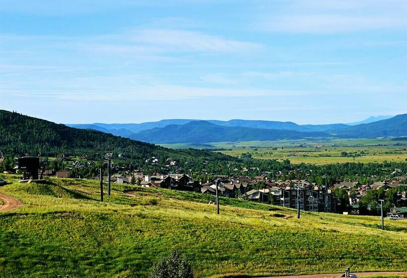 هتل Torian Plum Plaza 207