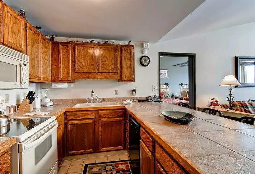 酒店 Torian Plum Plaza 207