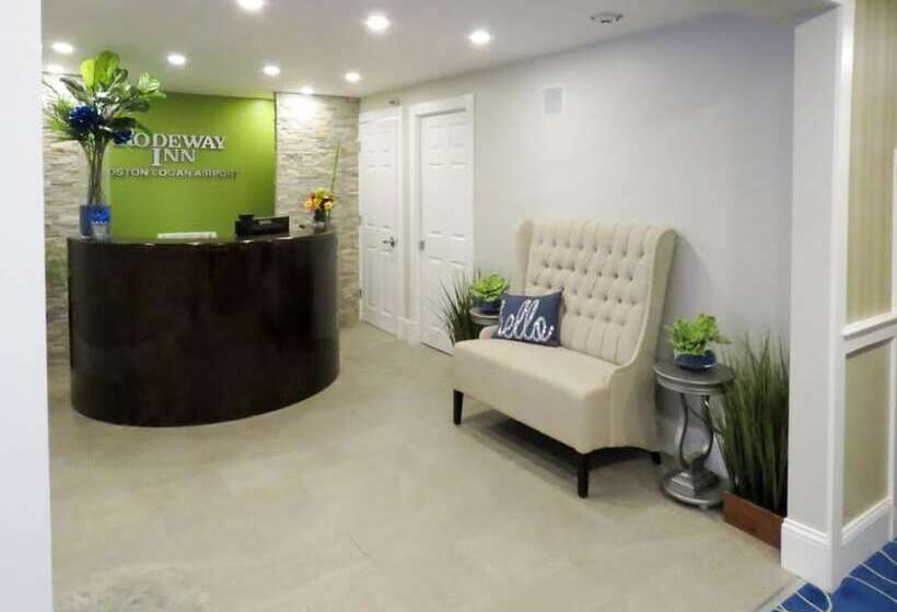 هتل Rodeway Inn Logan International Airport
