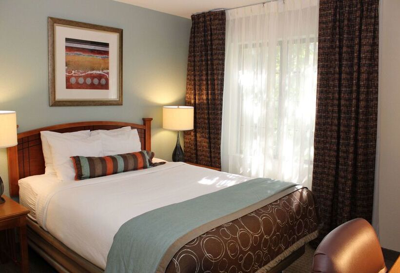 Отель Sonesta Es Suites Portland Vancouver 41st Street