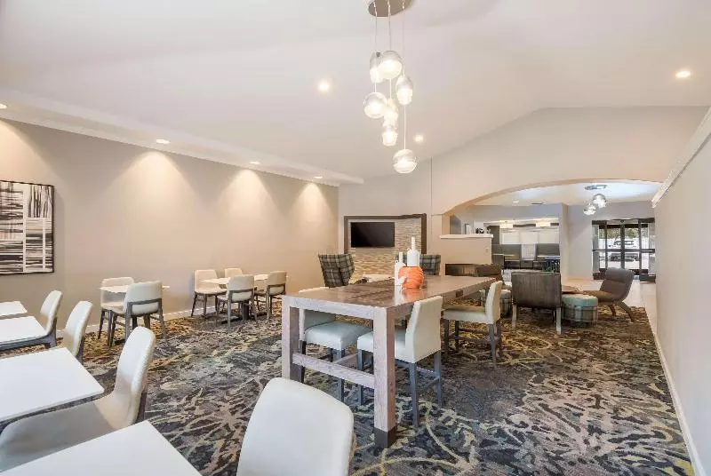 Hotelli Sonesta Es Suites Reno