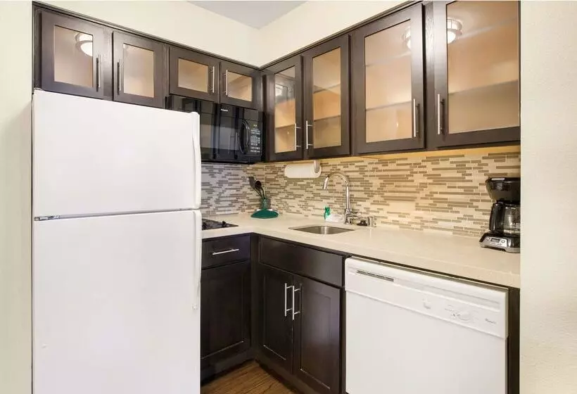 هتل Sonesta Es Suites San Diego Rancho Bernardo