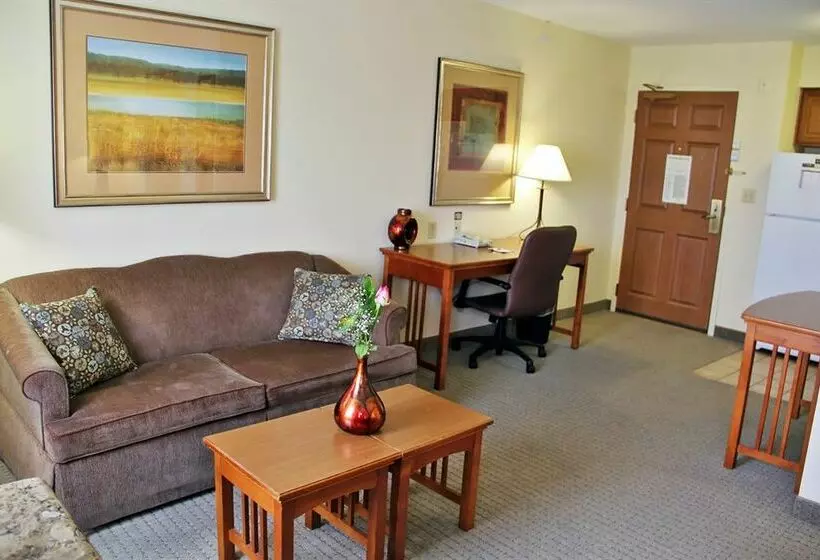 فندق Staybridge Suites Lincoln I 80, An Ihg